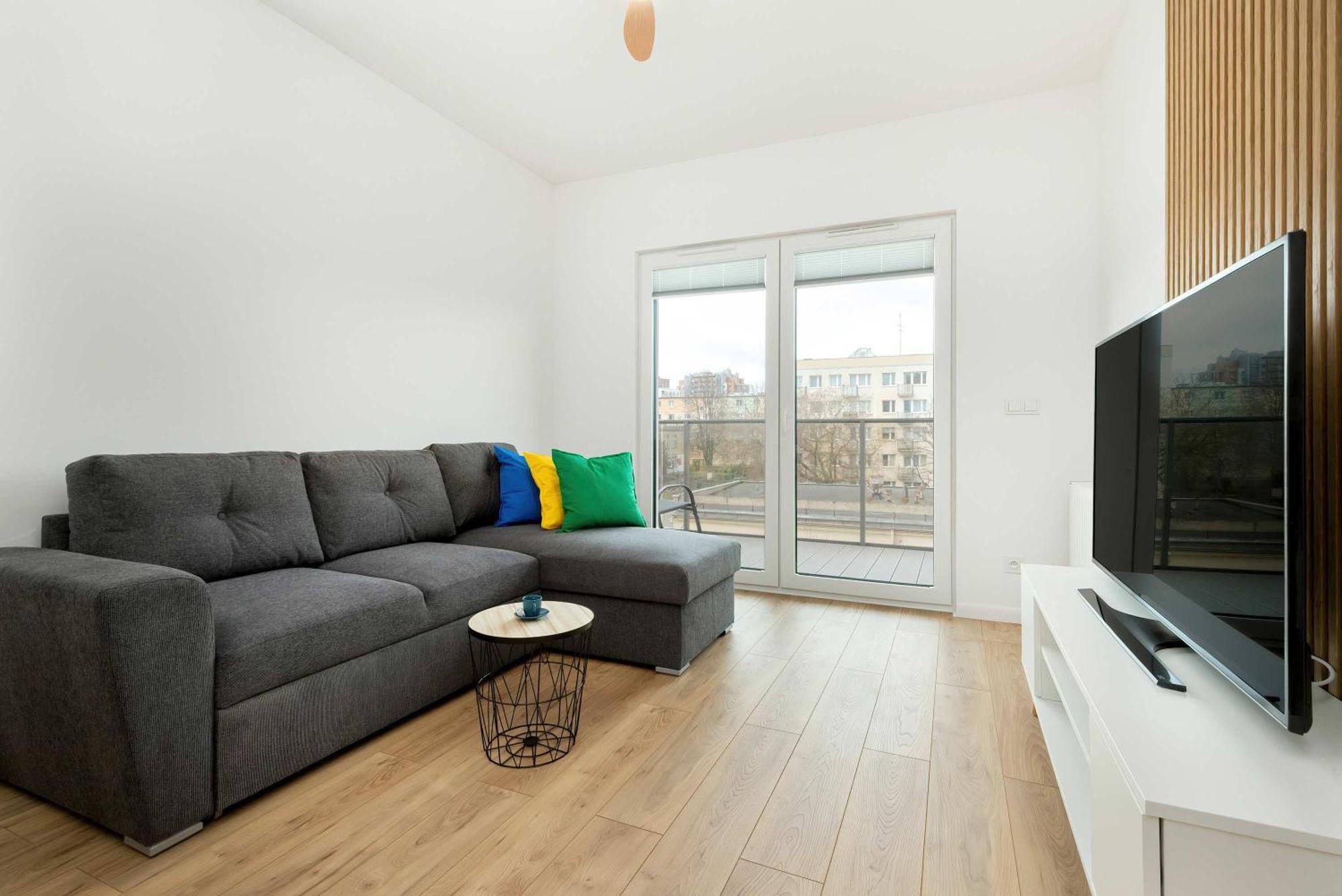 Stylish With Balcony Near Brzezno By Renters *